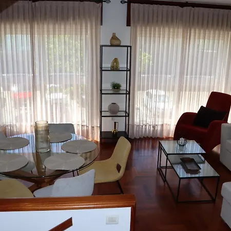 Дом отдыха Martires De Carral *